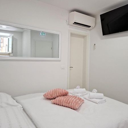 Room M&M Dubrovnik Exteriör bild