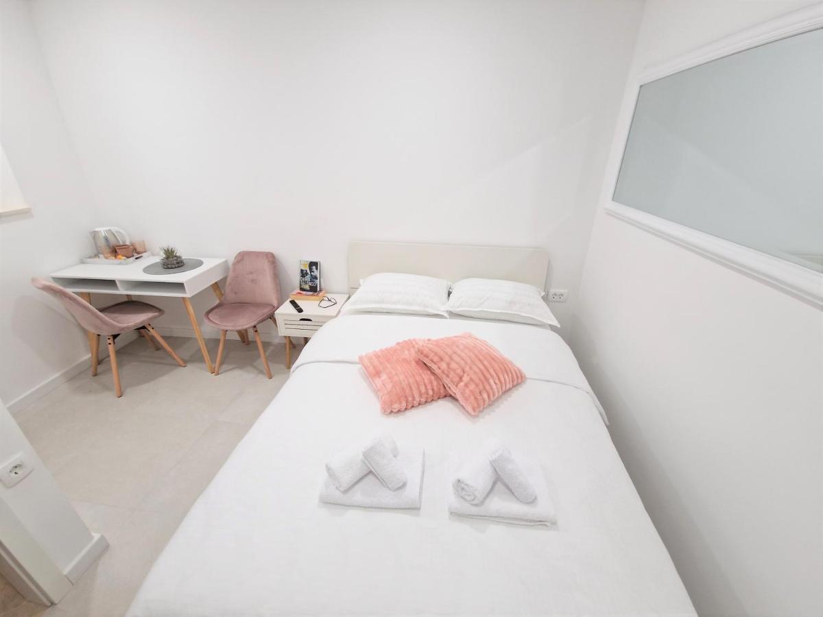 Room M&M Dubrovnik Exteriör bild
